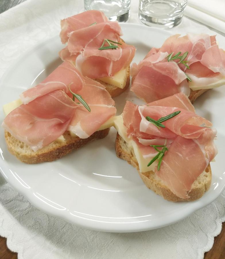 فيلا لا ميرابلا Cadenabbia المظهر الخارجي الصورة